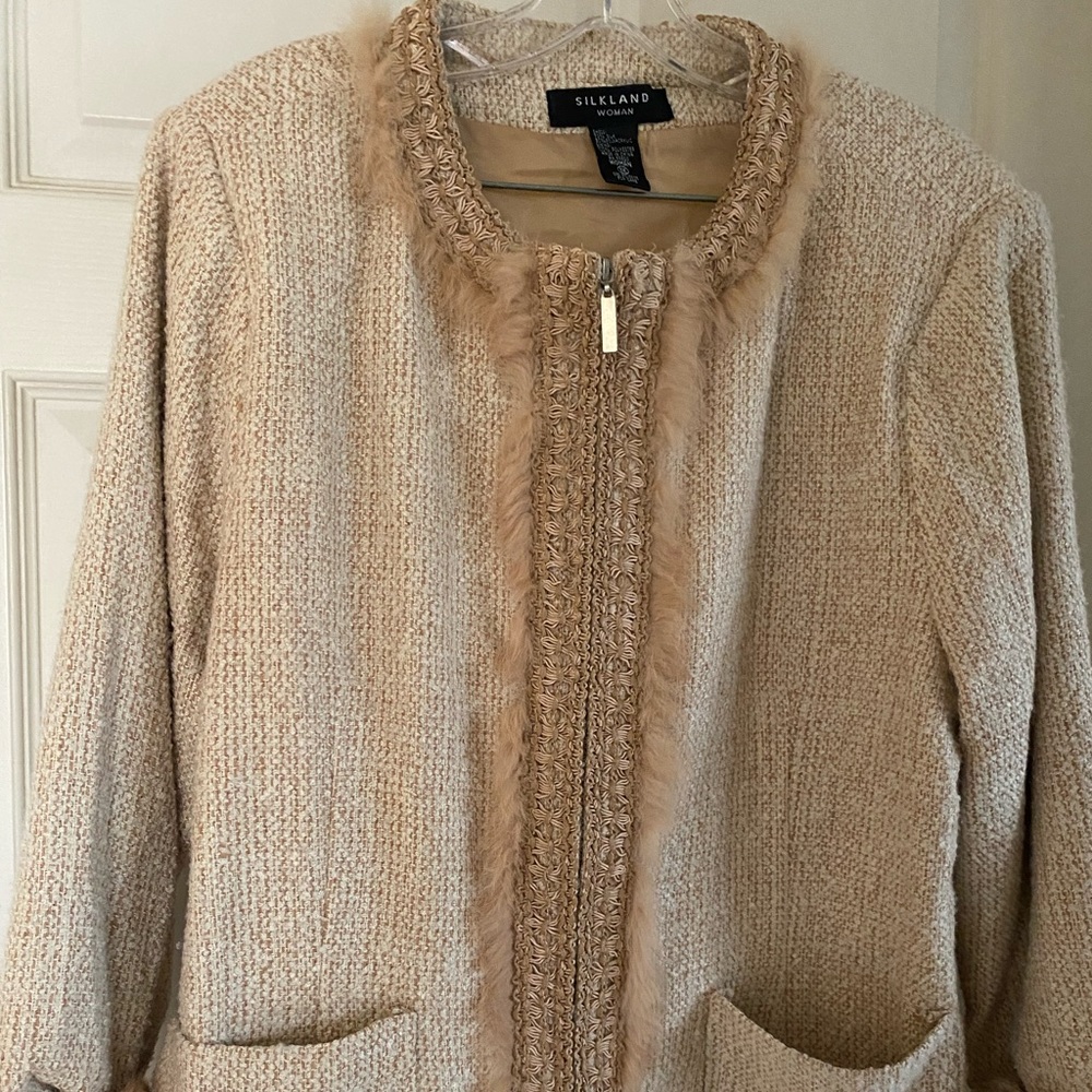 Women’s jacket with faux fur trim 1x